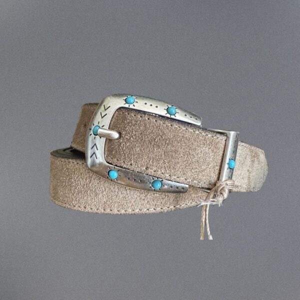 Ceinture en daim couleur sable boucle en argent (115cm)