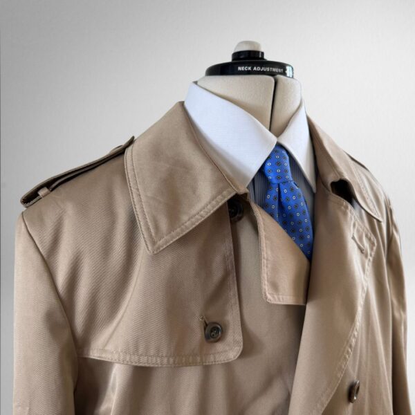 Trench-coat classique vintage fabriqué en Corée (XL) – Image 2